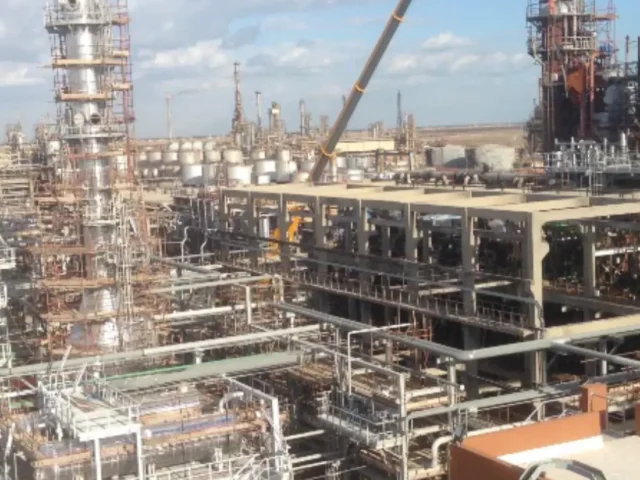 Phenol Extraction Unit Upgrading to MP Refining Project
